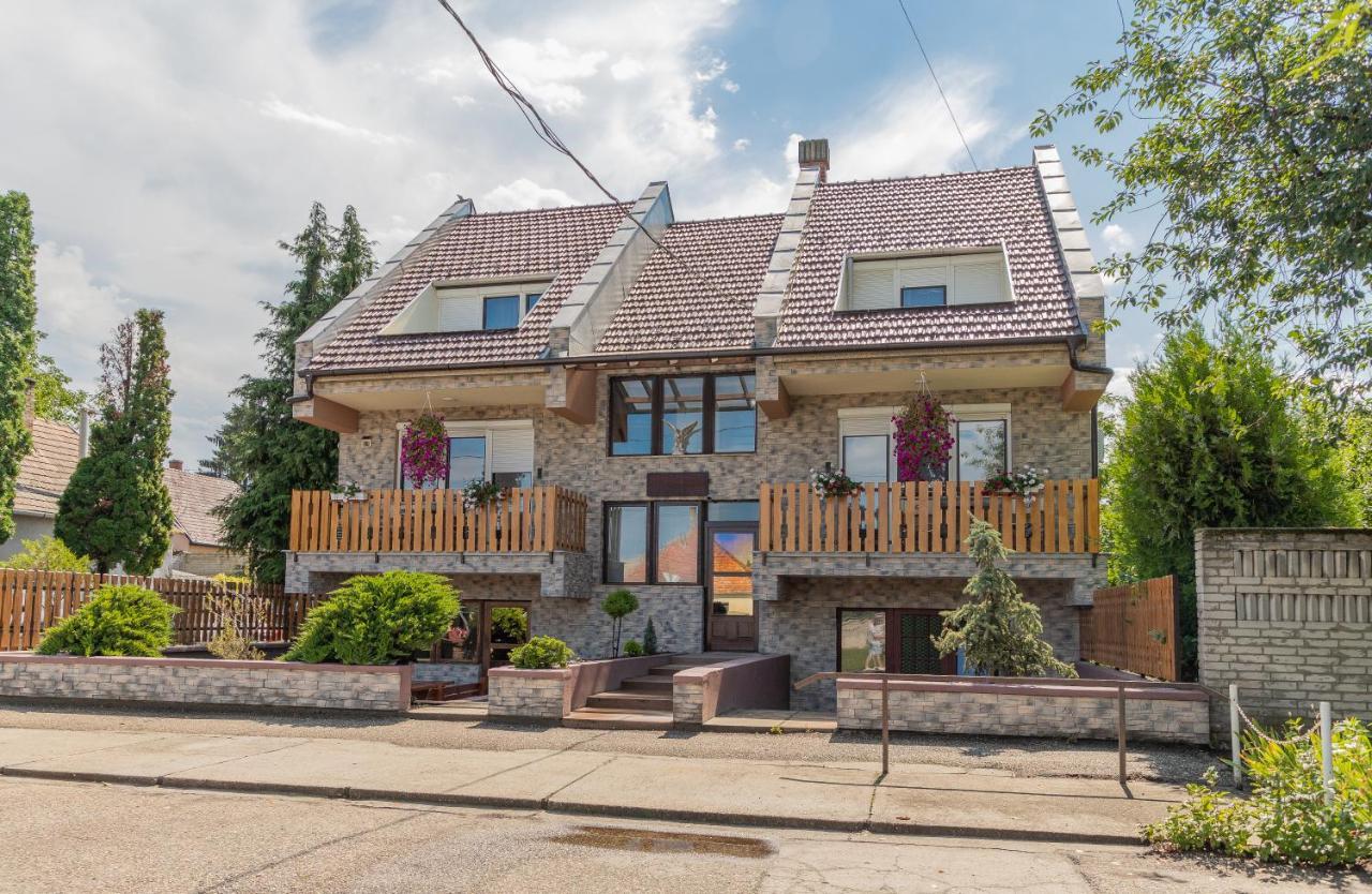 Fortuna Vendeghaz Kiskunhalas Exterior foto